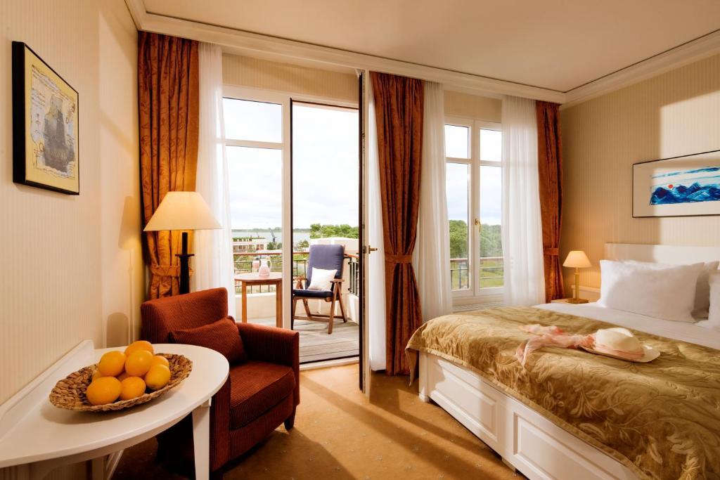 Готель Yachthafenresidenz Hohe Duene Росток Номер фото A room at the Hotel de la Plage